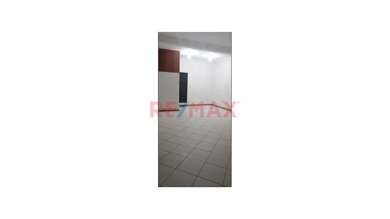 Amplio Inmueble Comercial Ideal Para Empresas – Punchana - 3