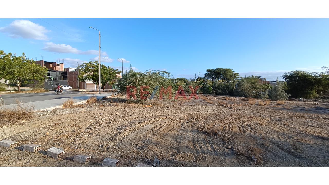Terreno Comercial En Miraflores Country Club Boulevard - 614Mt2📍 — foto 3