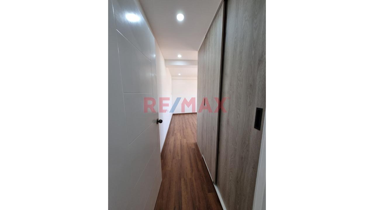 Exclusivo Departamento En Venta En 4To Piso — foto 9