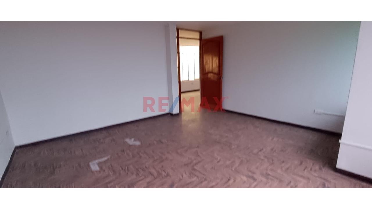 Se Vende Casa En Urb Costa Azul — foto 3
