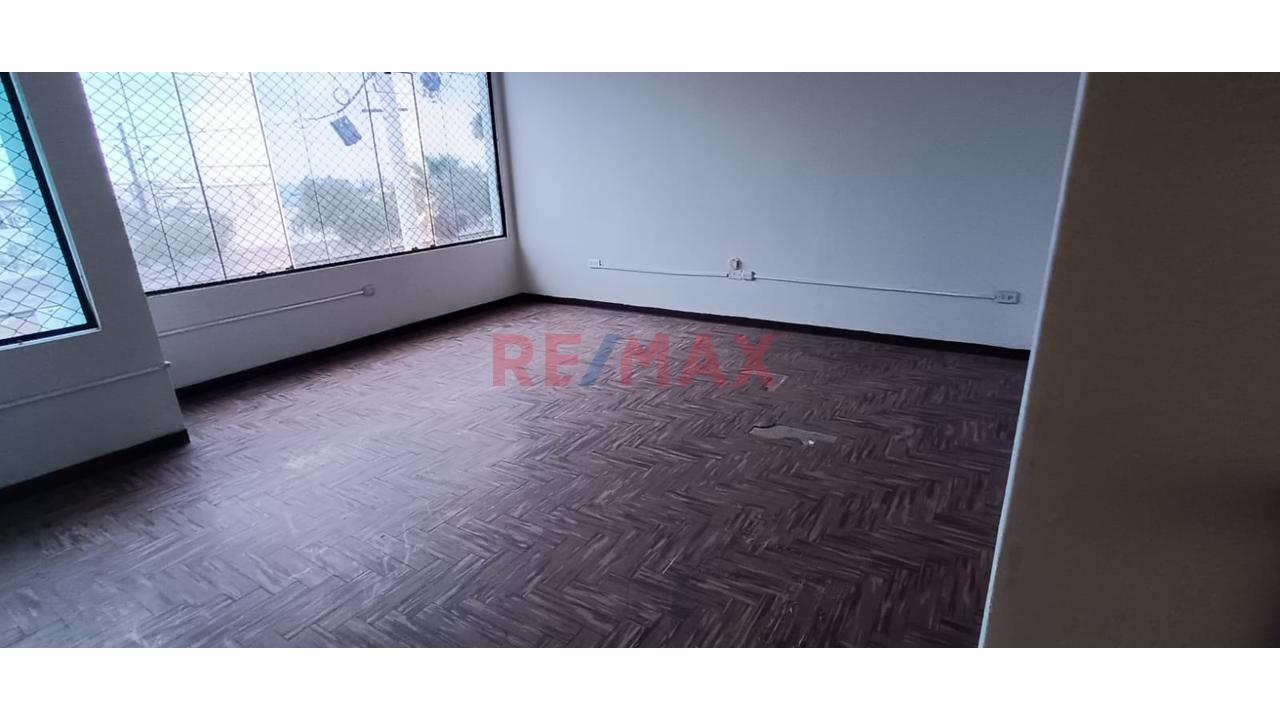 Se Vende Casa En Urb Costa Azul — foto 6
