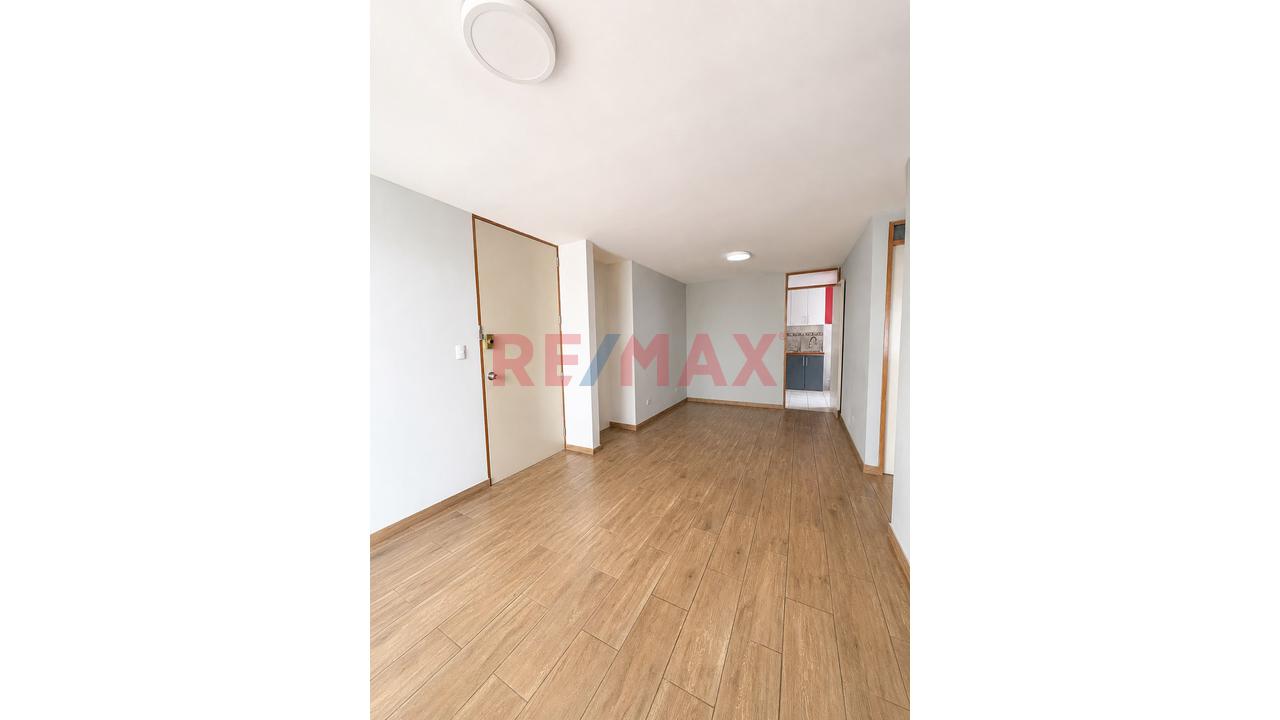 Departamento En Alquiler En Surquillo – 2 Dormitorios Y Excelente Ubicación — foto 2