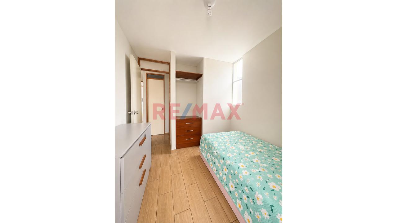 Departamento En Alquiler En Surquillo – 2 Dormitorios Y Excelente Ubicación — foto 3