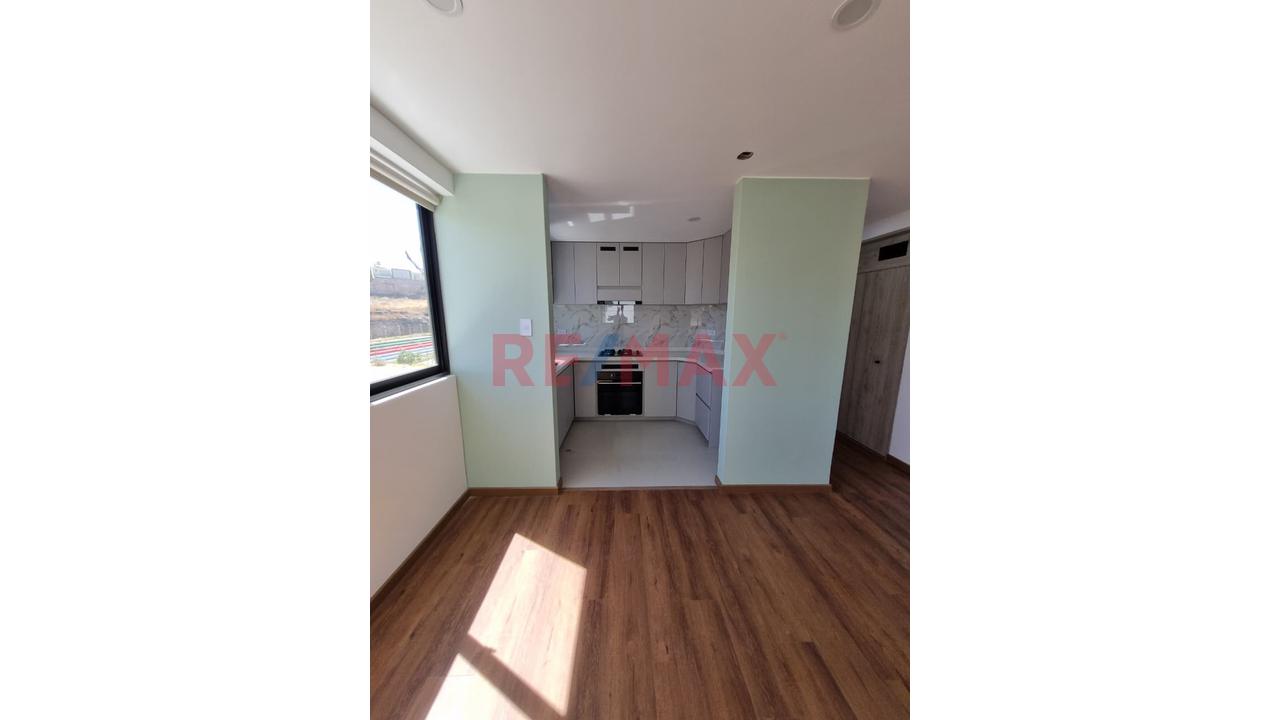 Exclusivo Departamento En Alquiler En 2Do Piso Con Vista A La Calle — foto 8