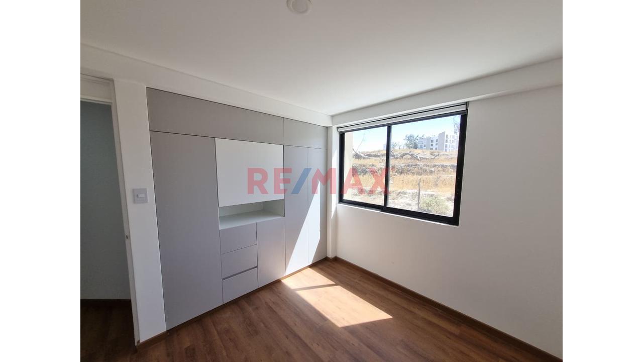Exclusivo Departamento En Alquiler En 2Do Piso Con Vista A La Calle — foto 9