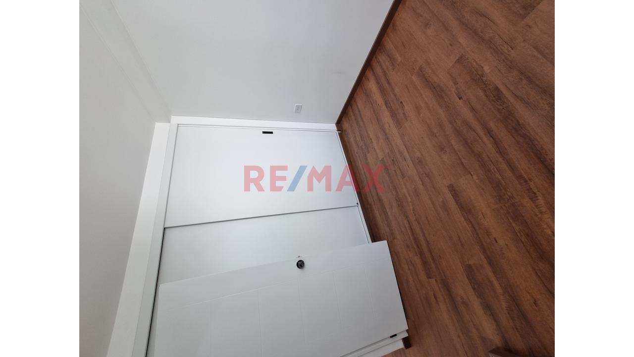 Exclusivo Departamento En Alquiler En 3Er Piso Con Vista A La Calle — foto 4