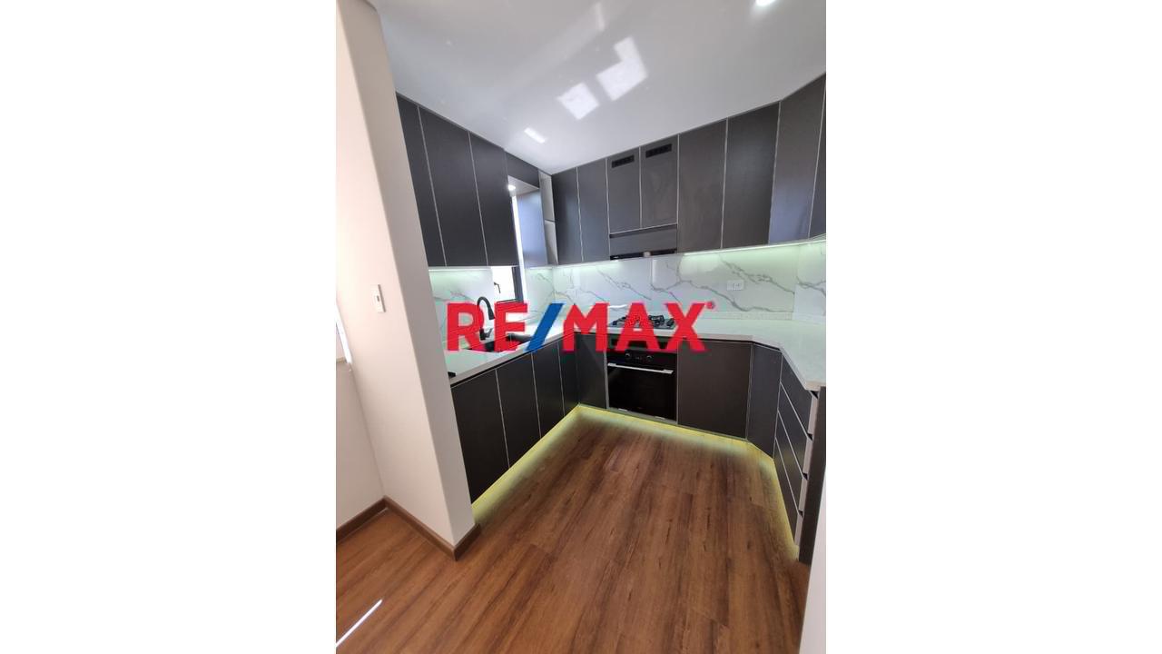 Exclusivo Departamento En Alquiler En 3Er Piso Con Vista A La Calle