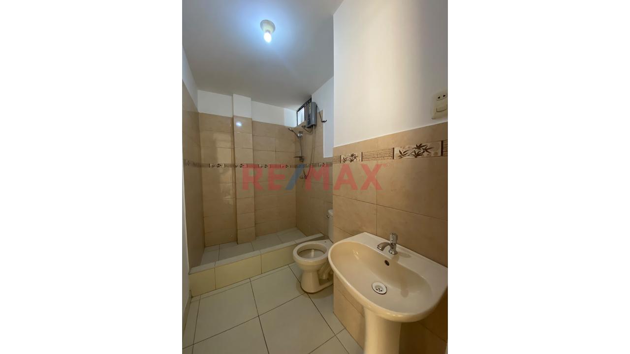 Casa De 3 Pisos Con 3 Departamentos Independientes En Ciudad Del Deporte – Ventanilla — foto 9