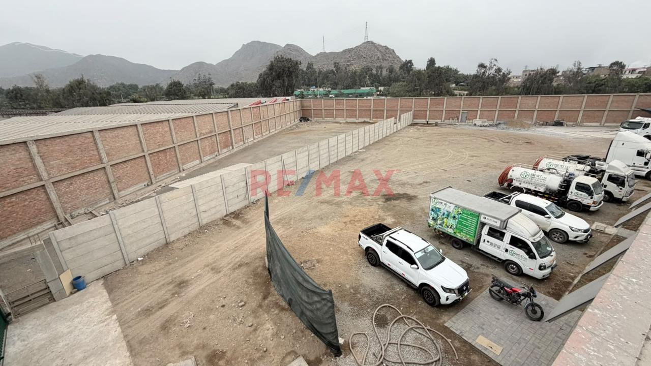 Venta Local Huachipa | 4,515.84 M2 | 2'483.712 Usd