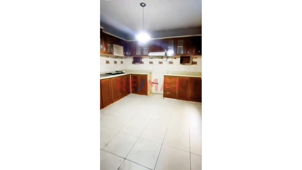 Alquiler  Departamento - Los Olivos Piso 2 — foto 11