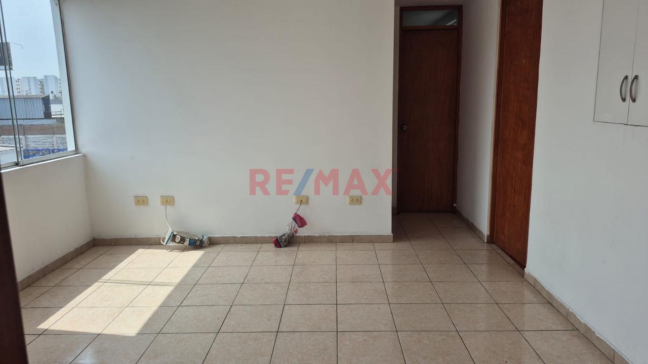 Venta De Dpto En Los Laureles Chorrillos — foto 4