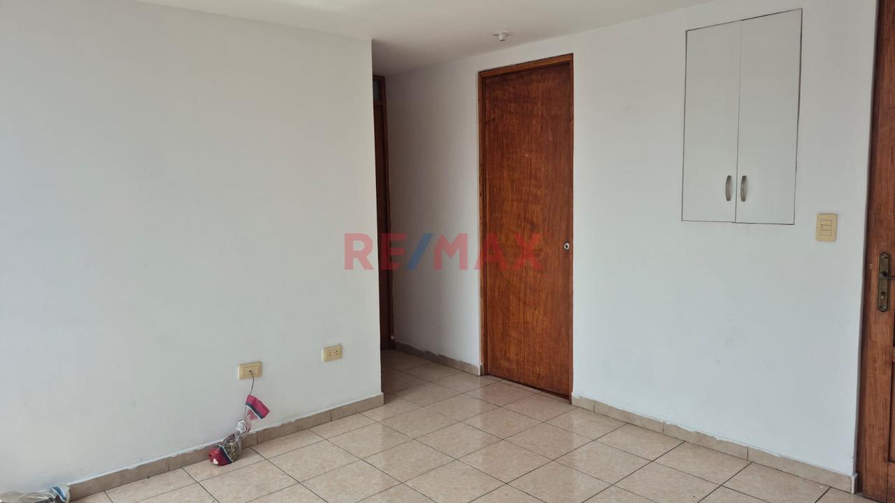 Venta De Dpto En Los Laureles Chorrillos — foto 2