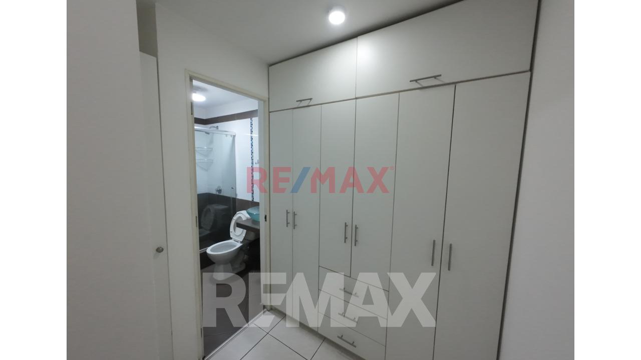 Venta De Departamento En Mayorazgo 5Ta Etapa Limite Con La Molina — foto 14