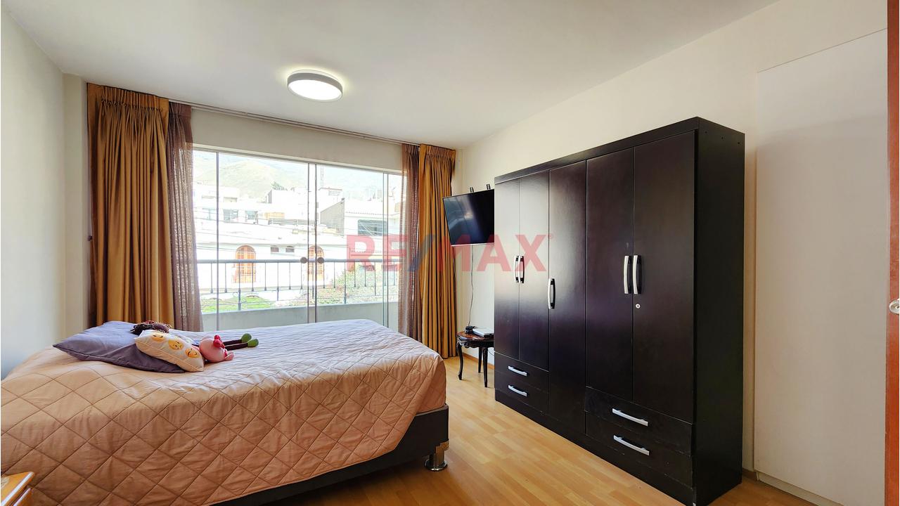 Venta De Departamento Triplex En La Molina - 7