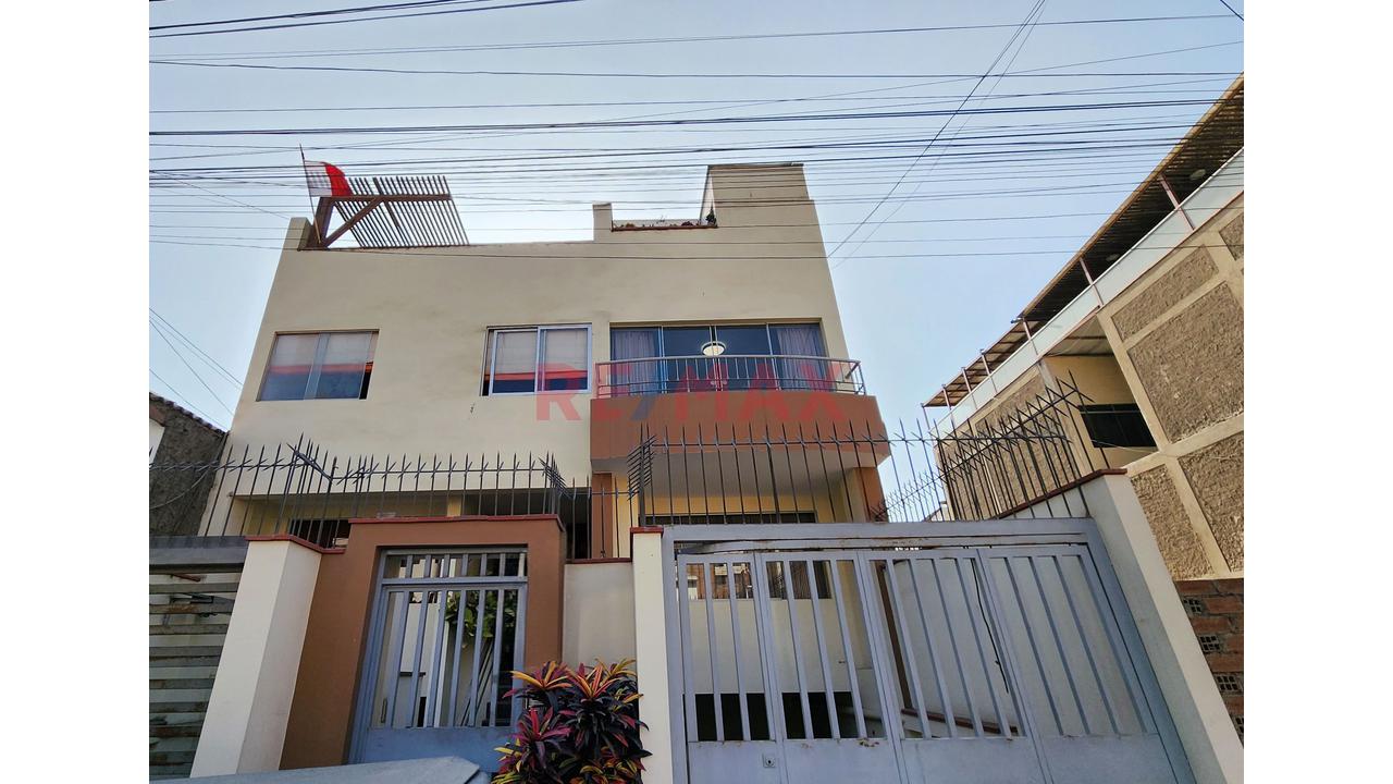 Venta De Departamento Triplex En La Molina - 1