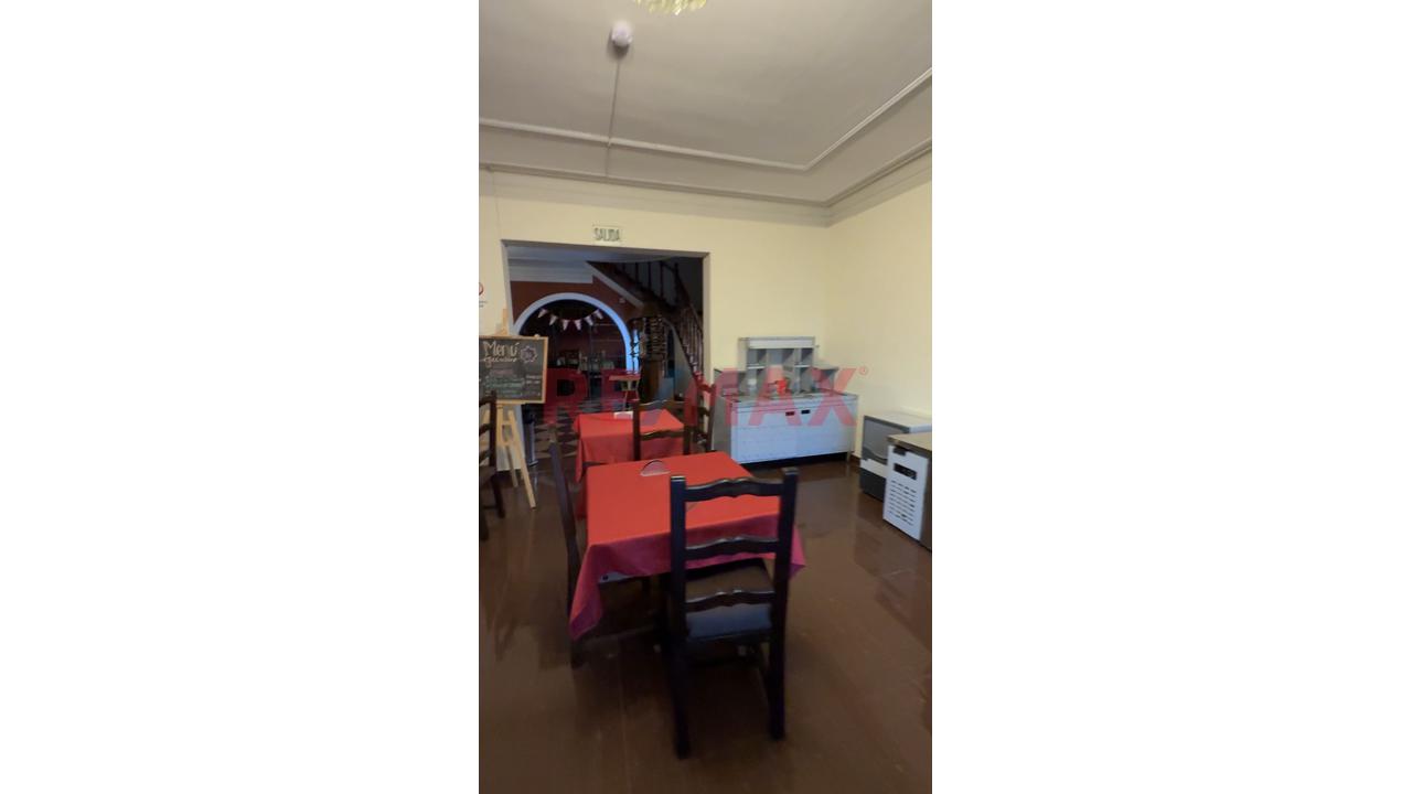 Se Alquila Local Comercial - 3