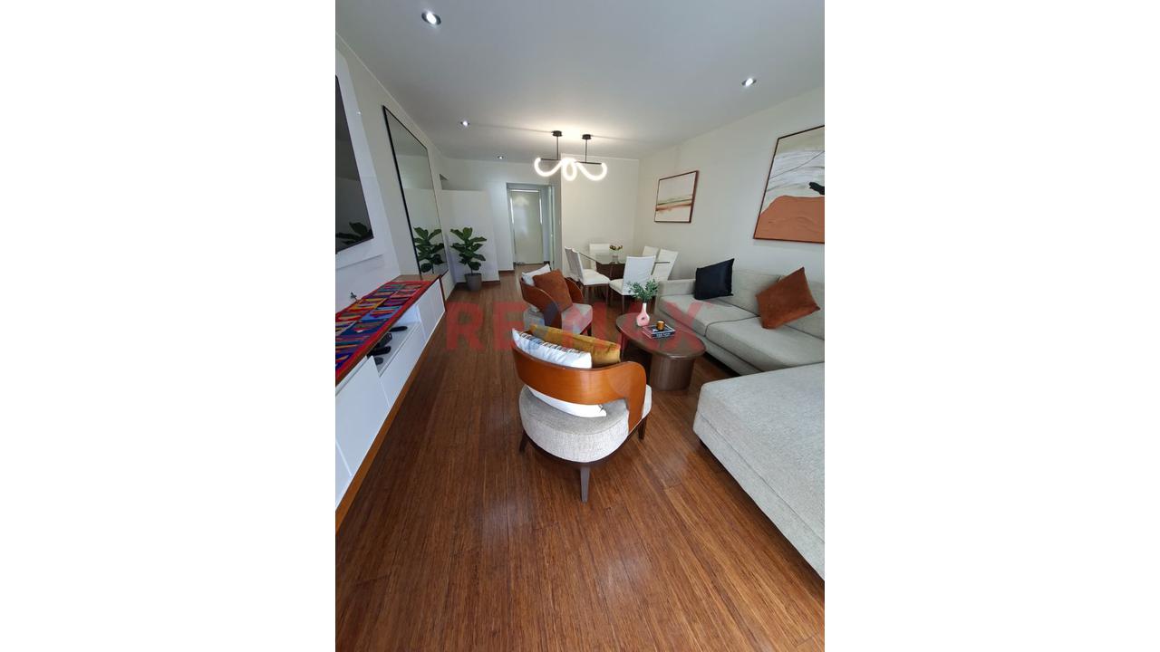Venta De Departamento + 2 Cocheras En Miraflores — foto 13