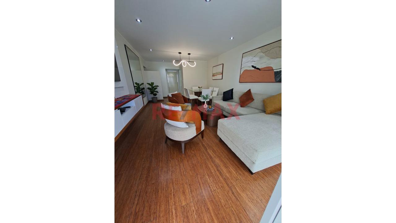 Venta De Departamento + 2 Cocheras En Miraflores — foto 8