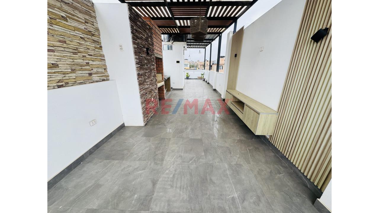 Venta De Casa Con 2 Departamentos En La Esperanza - 14