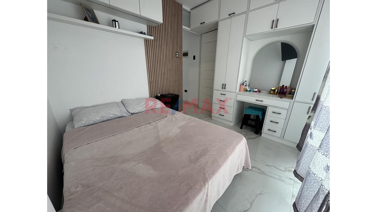 Venta De Casa Con 2 Departamentos En La Esperanza - 10