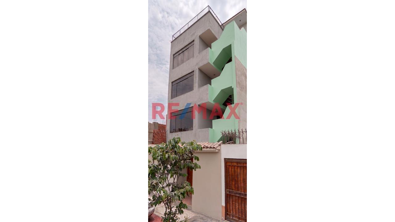 Venta De Casa De 4 Pisos En Carapongo – Ideal Para Vivienda E Inversión