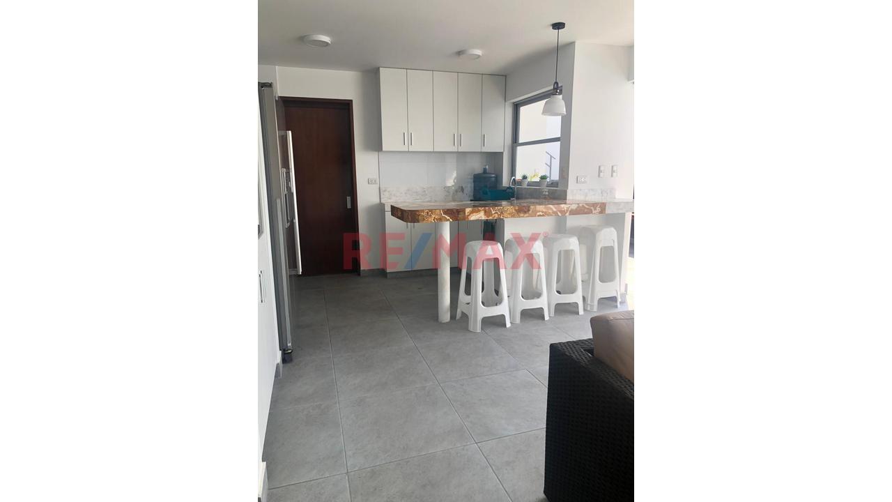 Oportunidad Única En Totoritas: Dos Casas De Playa En Una, Con Piscina Propia - 11