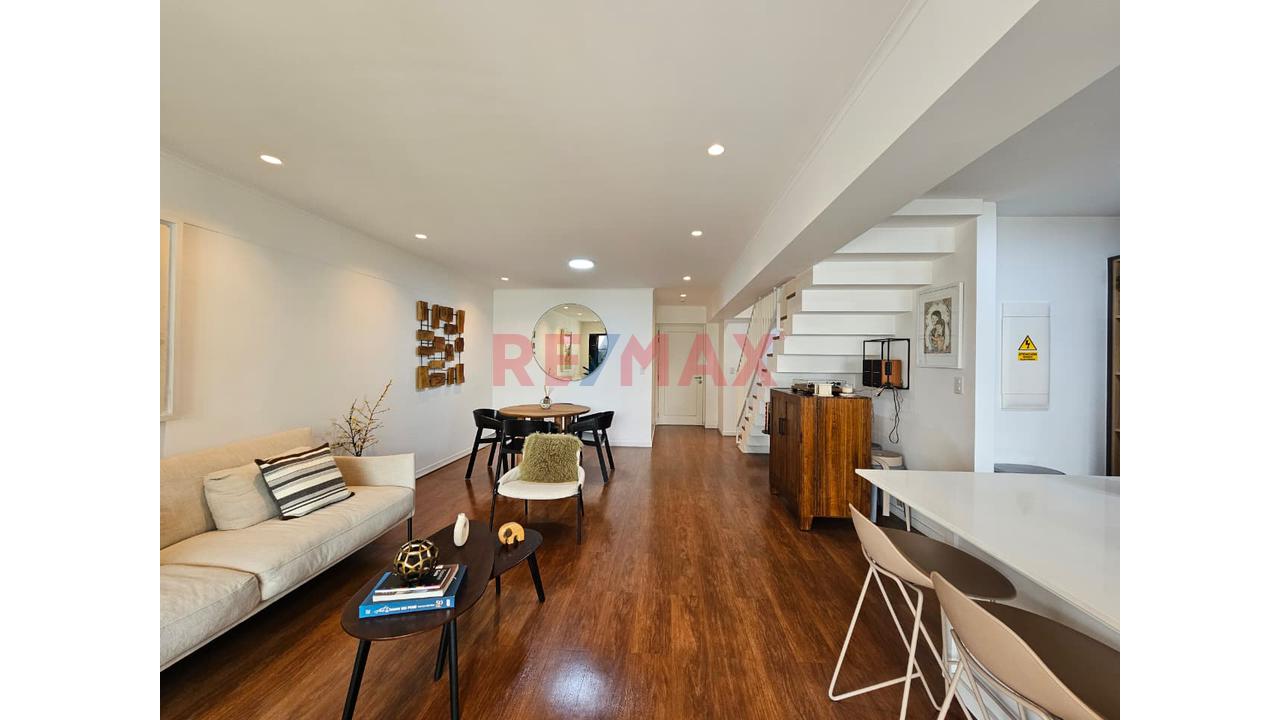 Exclusivo Departamento Duplex En Venta En San Isidro - 3