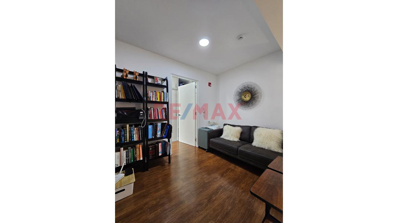 Exclusivo Departamento Duplex En Venta En San Isidro - 12