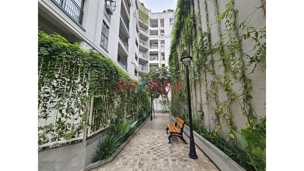 Exclusivo Departamento Duplex En Venta En San Isidro - 20