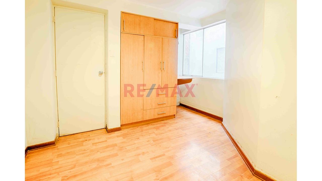 Venta De Lindo Departamento Y Frente Al Parque San Elias En Los Olivos — foto 9