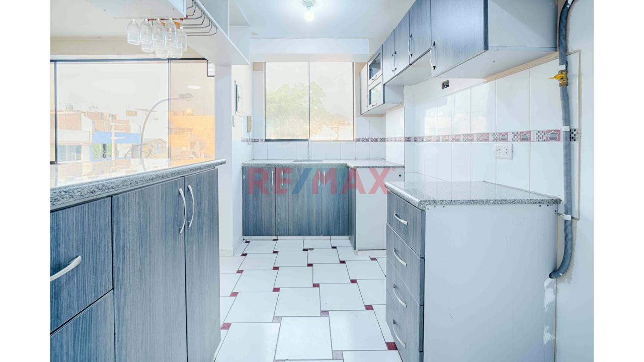 Departamento de 3 dormitorios en Los Olivos, 79 m² — foto 2