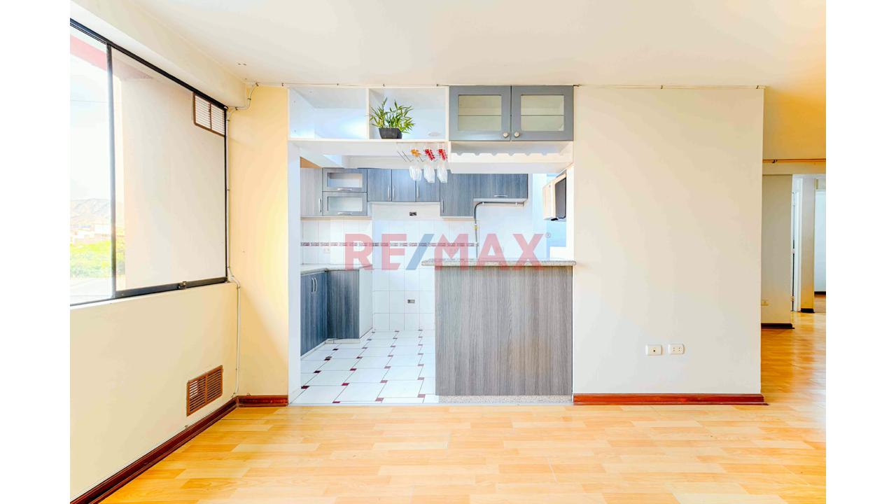 Venta De Lindo Departamento Y Frente Al Parque San Elias En Los Olivos