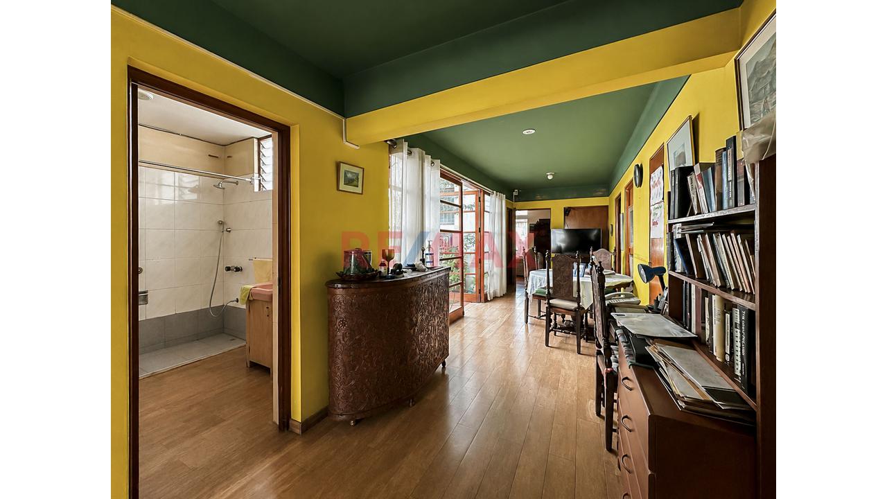 Terreno En Venta Frente A Parque – Miraflores | Rdm | 7 Pisos - 6
