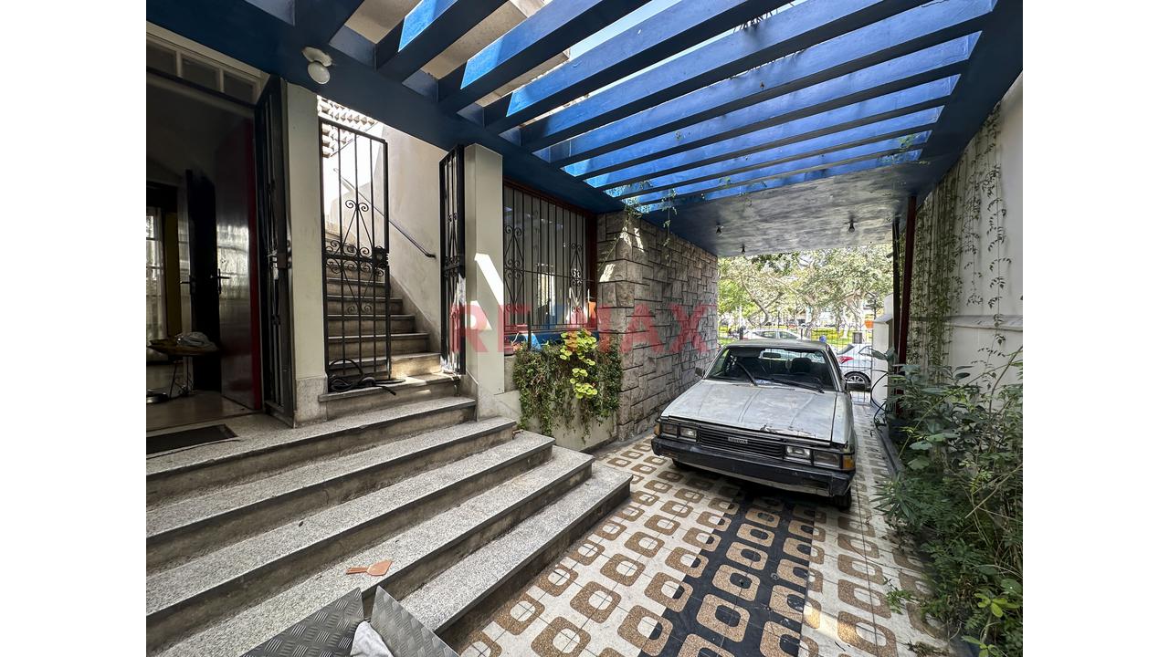 Terreno En Venta Frente A Parque – Miraflores | Rdm | 7 Pisos - 3