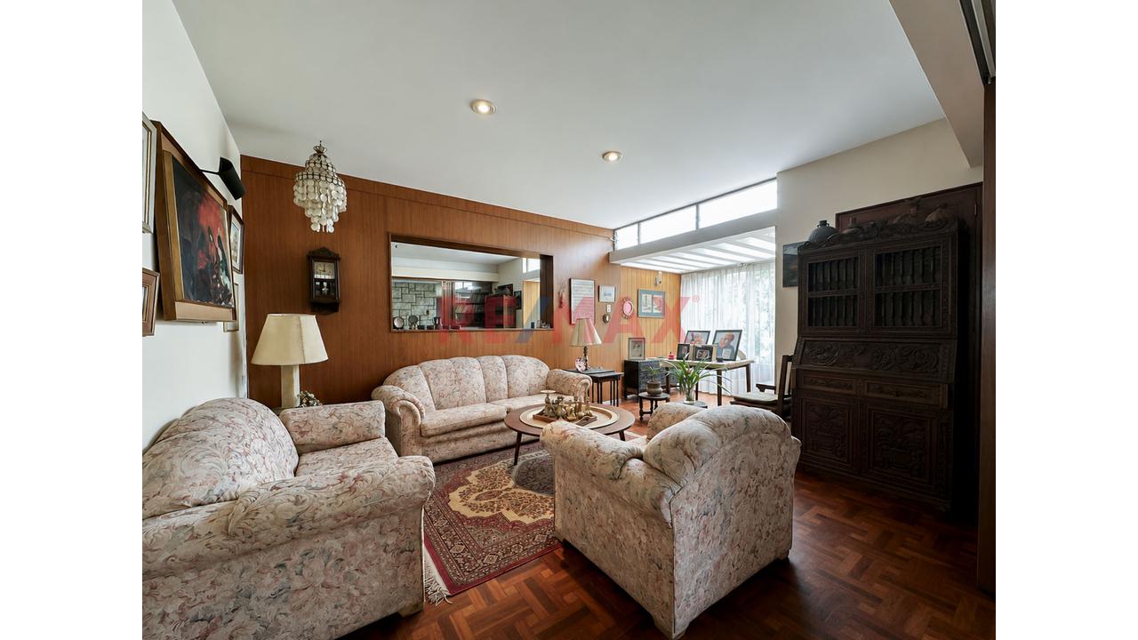 Terreno En Venta Frente A Parque – Miraflores | Rdm | 7 Pisos - 4