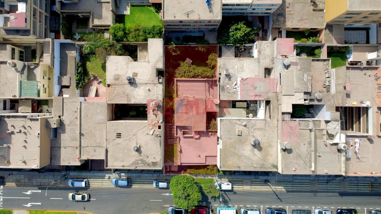 Terreno En Venta Frente A Parque – Miraflores | Rdm | 7 Pisos - 15