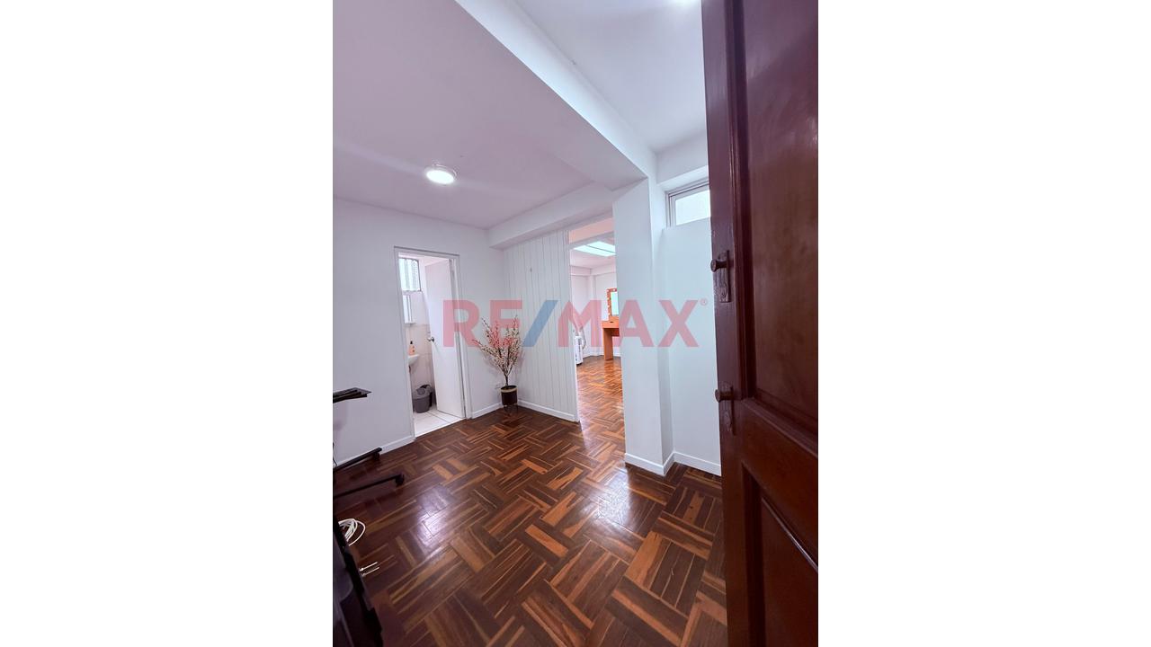 Excelente Alquiler De Oficina En Miraflores — foto 9