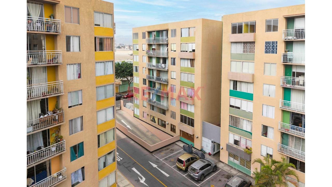 Departamento En Venta Con Estacionamiento – Chorrillos