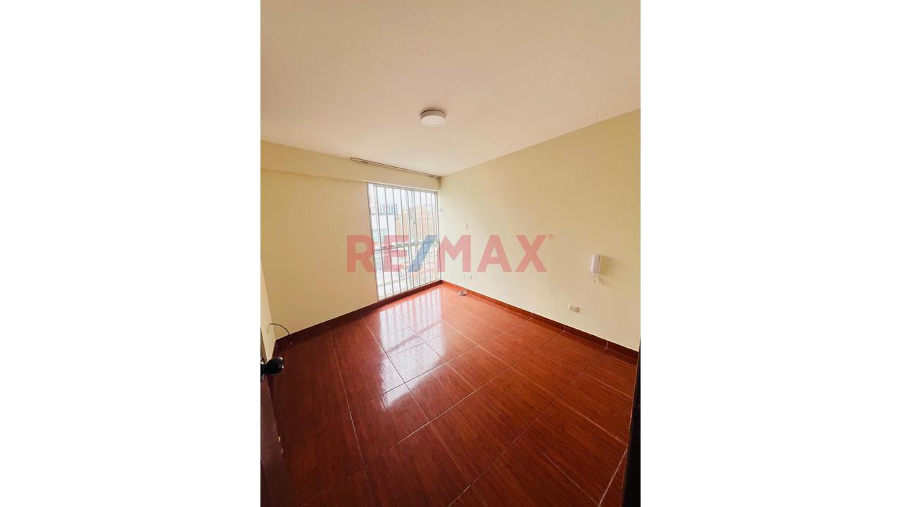 🏡 ¡Tu Nuevo Hogar Te Espera En Pueblo Libre! - 3