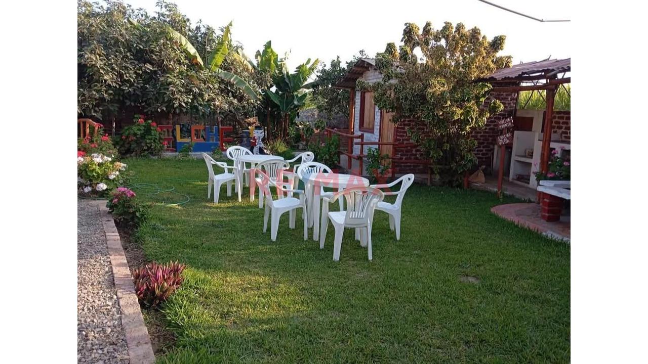 Casa De Campo Con Piscina En Laredo | Transferencia De Acciones Y Derechos / Aprox. 849.54 M² - 10
