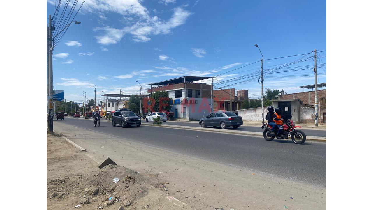 Amplio Local En Alquiler En Av. Progreso De Castilla - 10