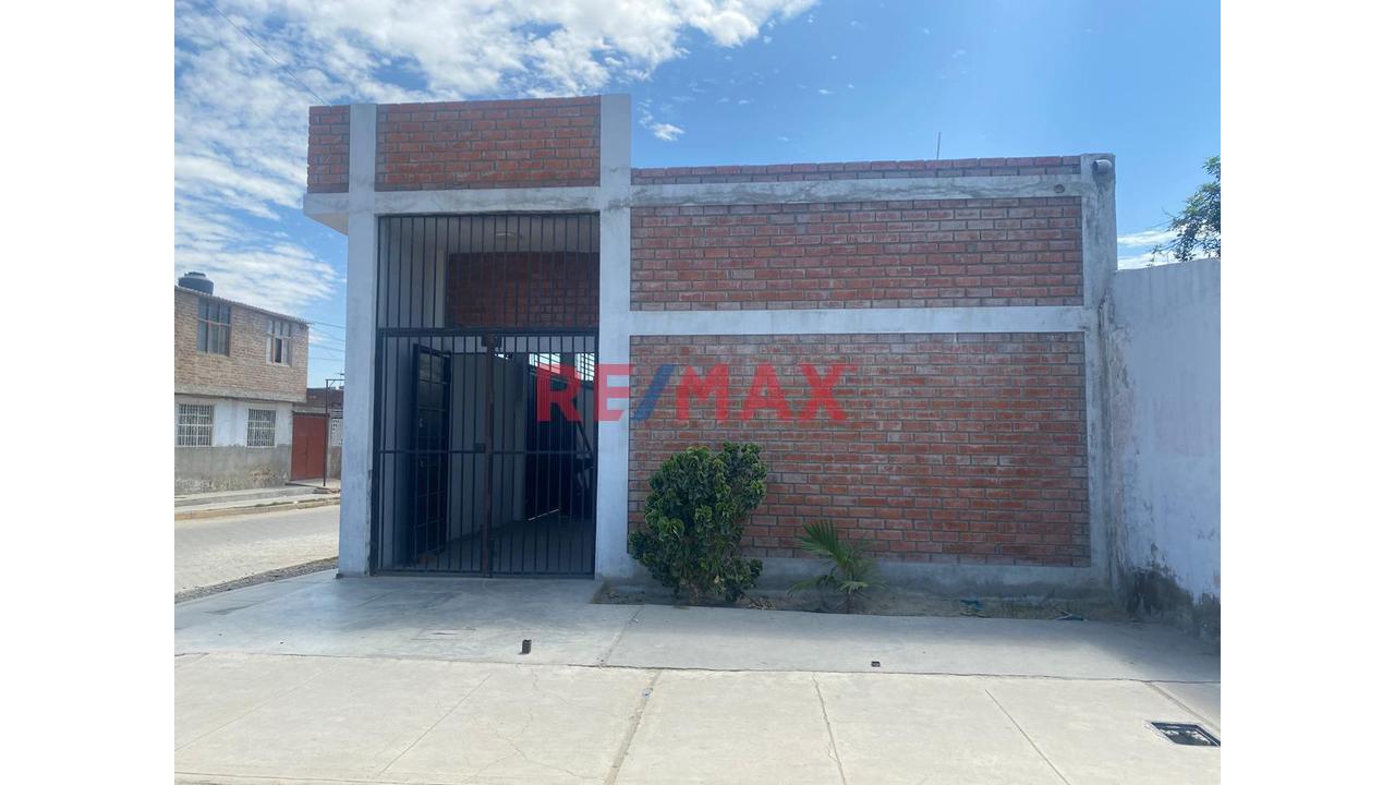 Amplio Local En Alquiler En Av. Progreso De Castilla - 1