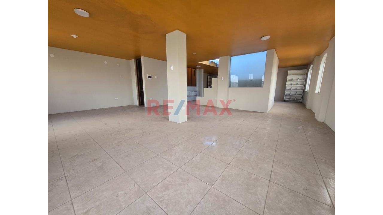 Se Alquila Local Comercial 2 Pisos En Esquina – San Camilo — foto 3