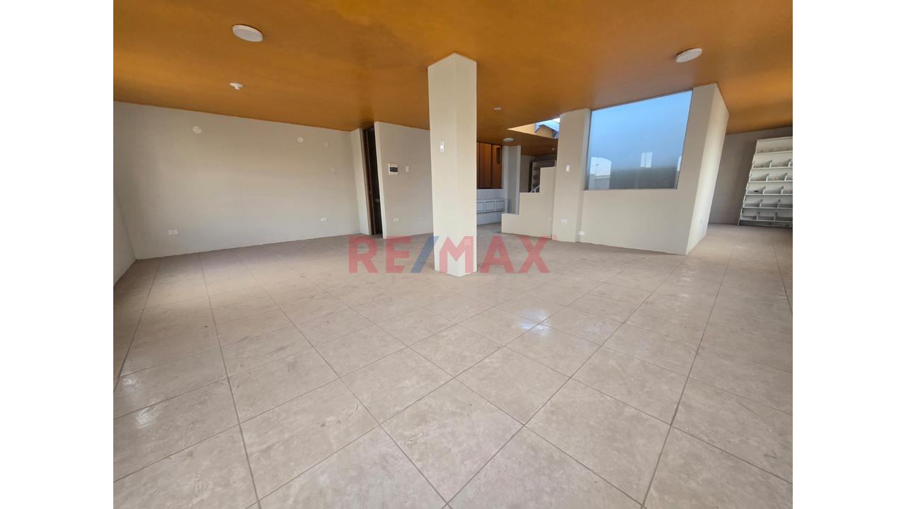 Se Alquila Local Comercial 2 Pisos En Esquina – San Camilo — foto 6