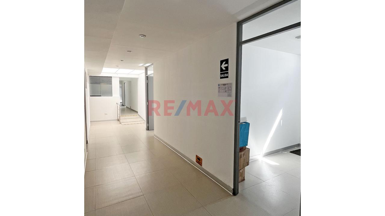 Local Ideal Para Clinica / Consultorios/ Oficinas /Laboratorios/ Centros De Terapias — foto 9
