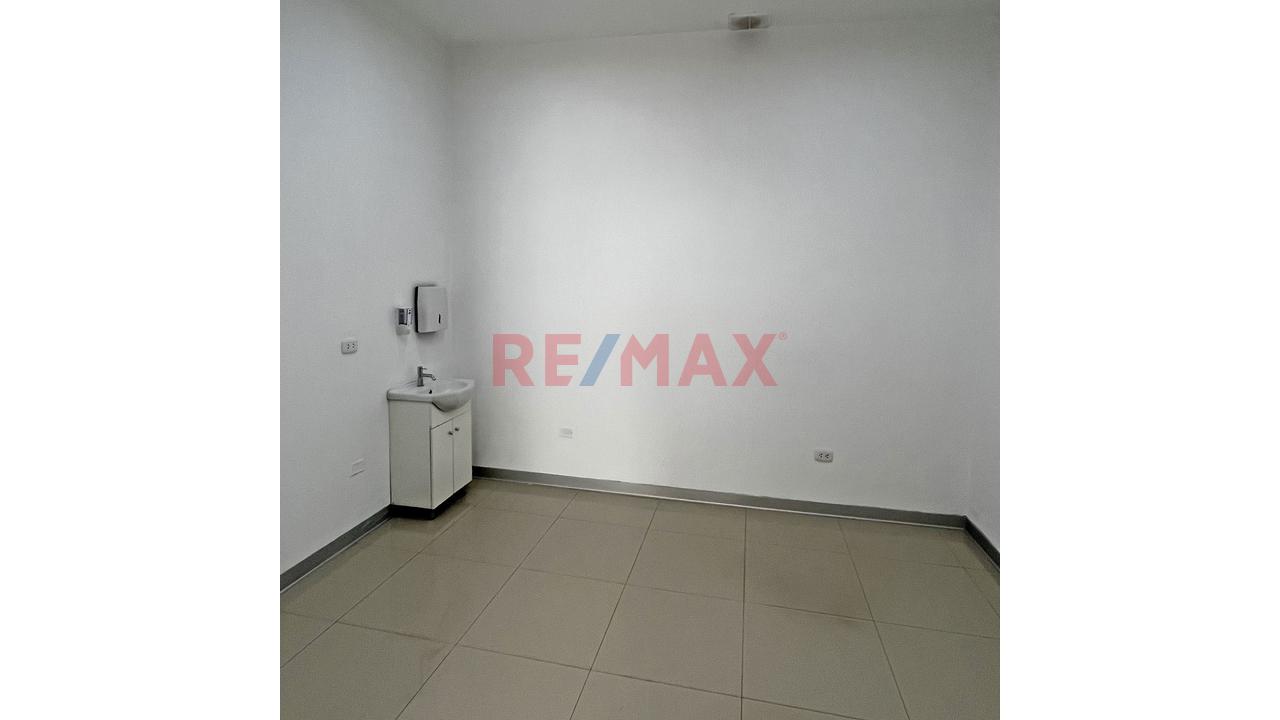 Local Ideal Para Clinica / Consultorios/ Oficinas /Laboratorios/ Centros De Terapias — foto 10