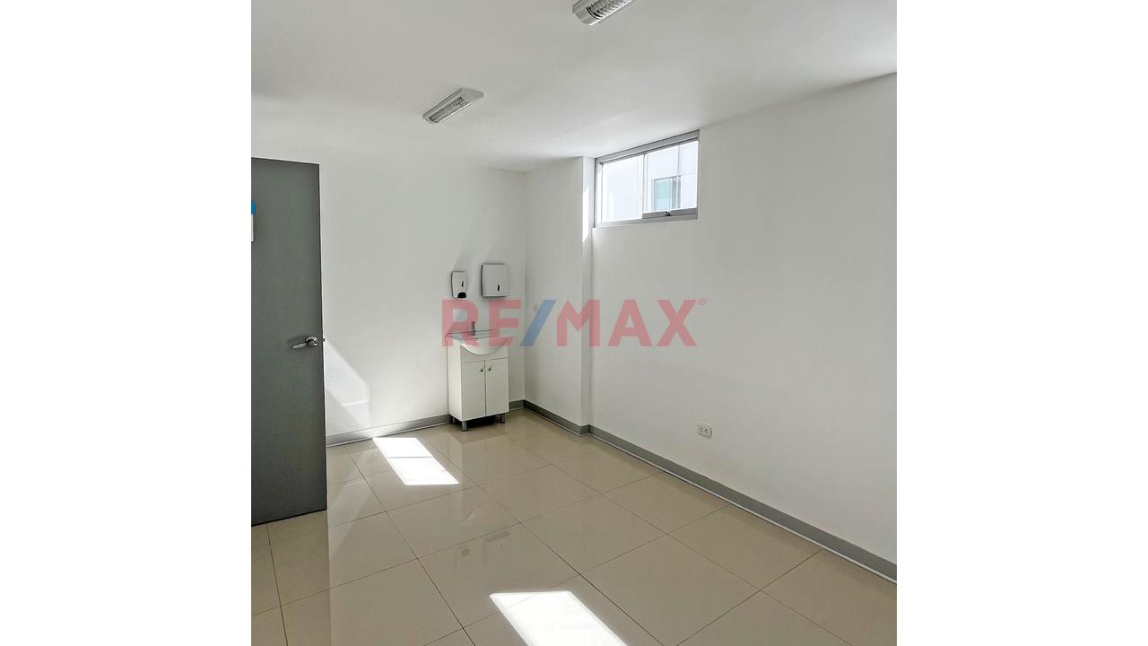 Local Ideal Para Clinica / Consultorios/ Oficinas /Laboratorios/ Centros De Terapias — foto 5