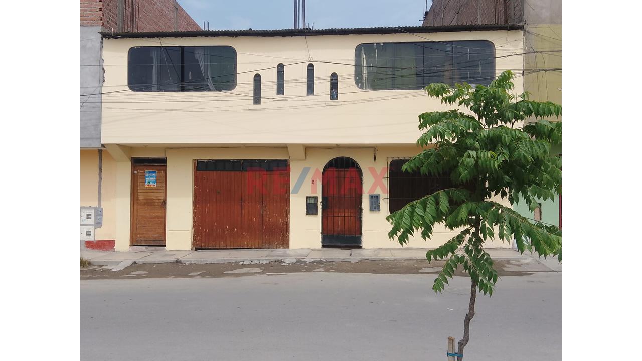 Venta De Casa En Canto Grande  $ 220.000 Dolares