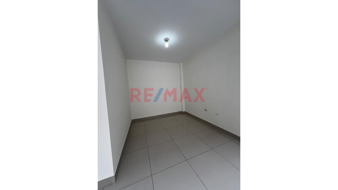 Ocal Comercial De Estreno En Alquiler | 100 M² | Primer Piso | Puerta A La Calle — foto 7