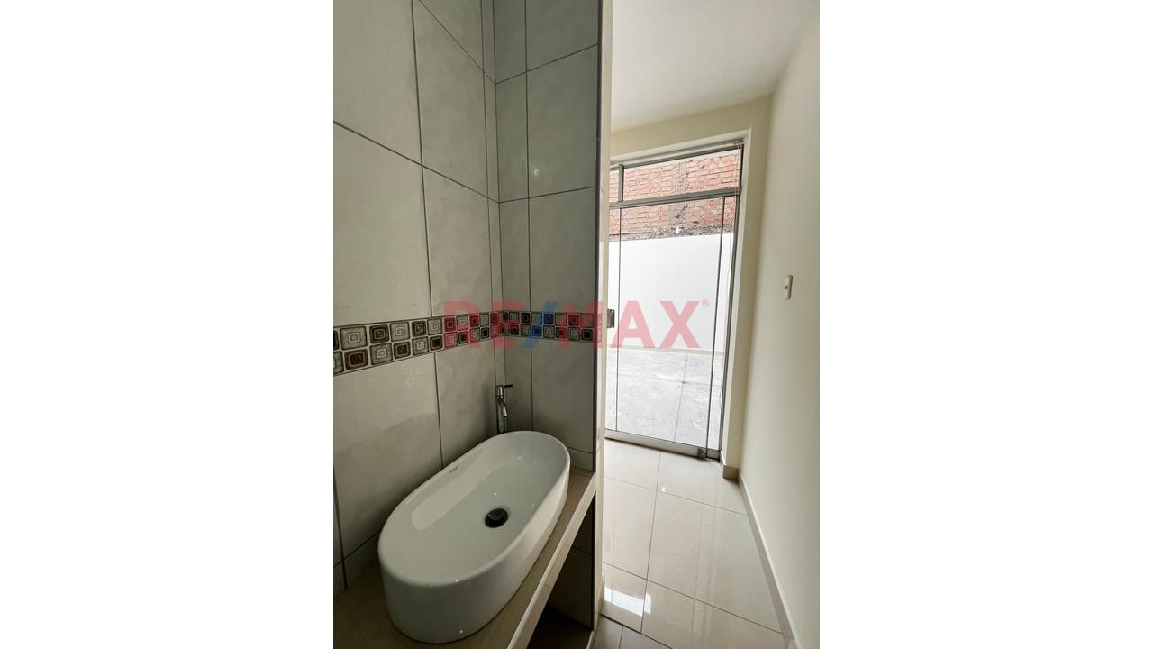 Ocal Comercial De Estreno En Alquiler | 100 M² | Primer Piso | Puerta A La Calle — foto 4
